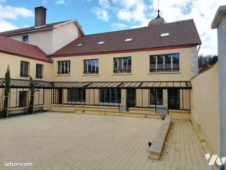 triplex 5 pièces 130 m²