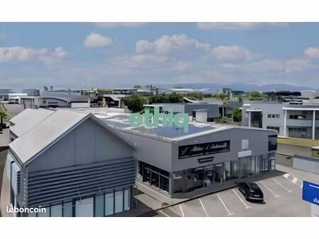 local commercial 100 m²