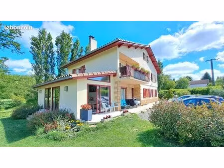 maison – 240m2 – 2 logements