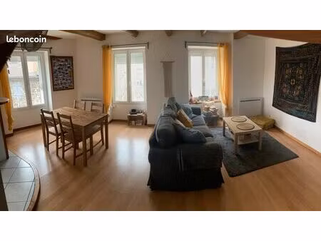 loue grand t2 de 69m2 champ de mars