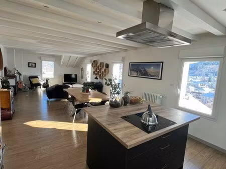 ? coup de cœur à gérardmer – appartement lumineux avec vue lac ?