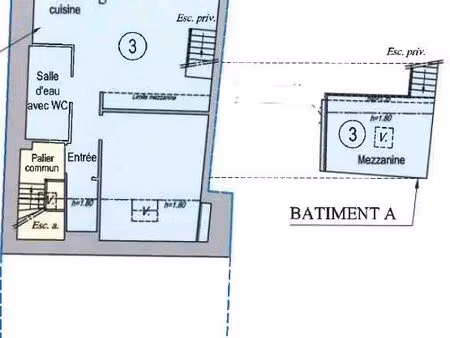 loue appartement mansardé au calme de deux pièces 30m2 situé dans le centre de montlouis s