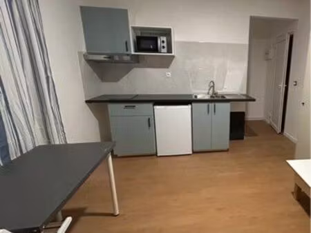 studio meublé 17m2 à 15min de paris rer c