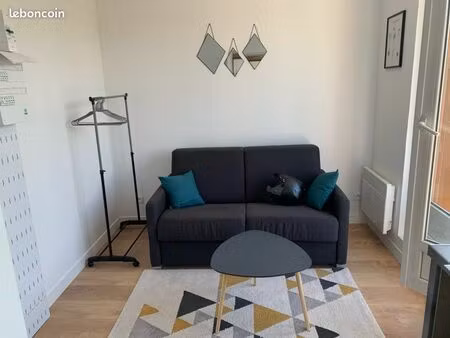 studio meublé 12m2