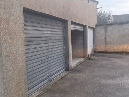2 garages à châteauroux st christophe