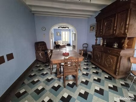 maison de village 4 pièces 100 m²