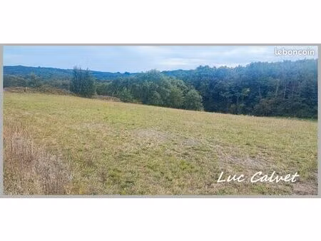 terrain 1 970 m² le born