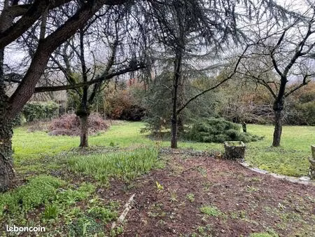 terrain 400 m² crosne