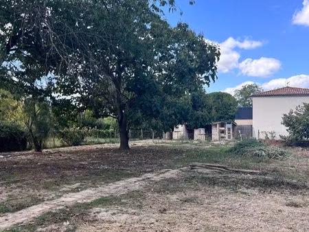 terrain constructible 602m2