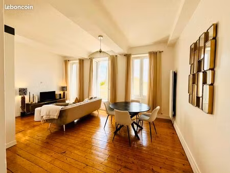 3 pièces quartier st gilles