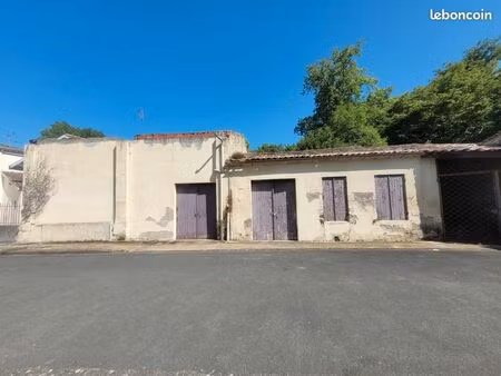 maison 2 pièces 180 m²