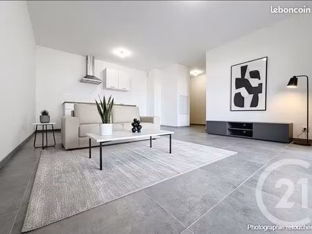 appartement 3 pièces 65 m²