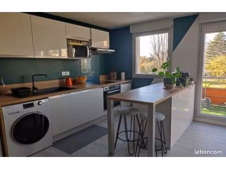 appartement 3 pièces 63 m²