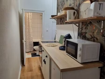 studio rénové – investissement – centre historique troyes – sans frais d’agence