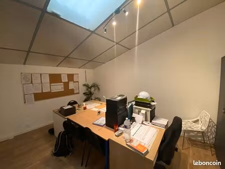 bureaux 350 m² aytre