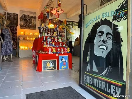 boutique d’artisanat prêt à exploiter 80 m² + stock 90 000 – emplacement touristique