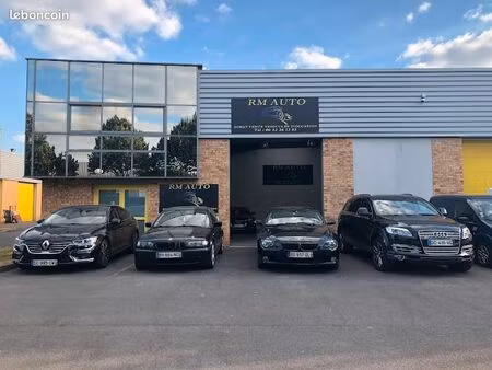 a ceder showroom achat vente de vehicules entrepot 180 m2 au plessis bouchard 95