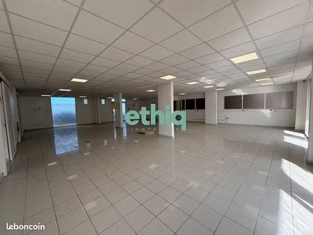 local commercial 420 m²