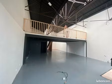 local commercial 160 m² la rochelle