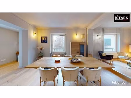 maison de ville 9 pièces 263 m²