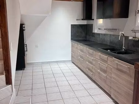 maison de village t3 avec garage