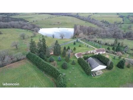 pavillon 2 pièces 200 m²