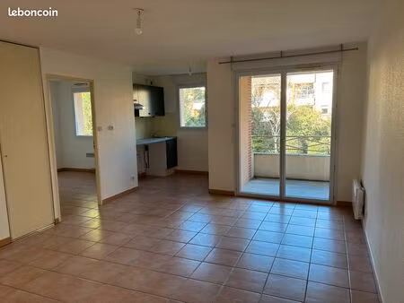 location appartement t2 seilh