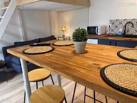 a vendre : studio rénové à deux pas du centre ville