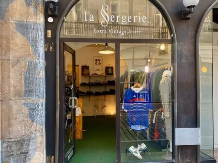 rare fond de commerce boucle besançon