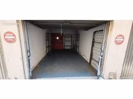 garage / box quartier padules-route d'alata