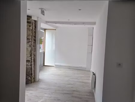 local commercial à louer – centre-ville de lannion