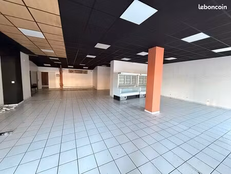 local commercial 300 m² saint brieuc