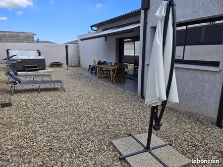 location villa t3 borgo