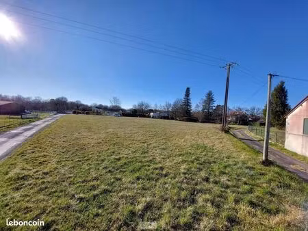 terrain 2 506 m² la tour blanche cercles