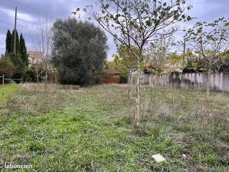 terrain 780 m² leguevin