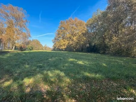 terrain 940 m² saint romain la virvee