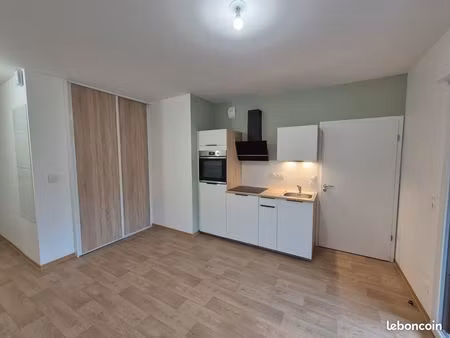 appartement 1 pièce 27m2