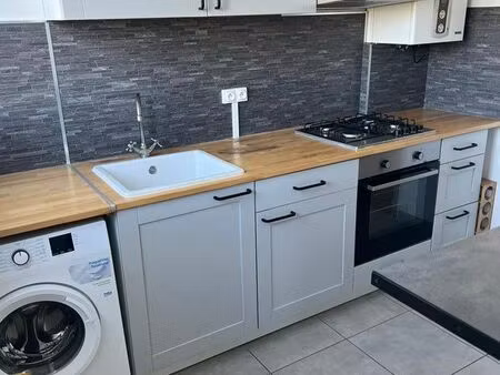 apparemment t2 avec garage et cave