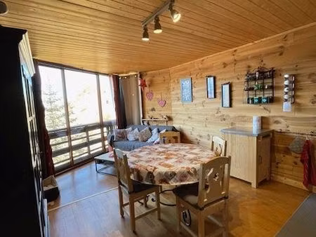 studio 1 pièce 25 m²