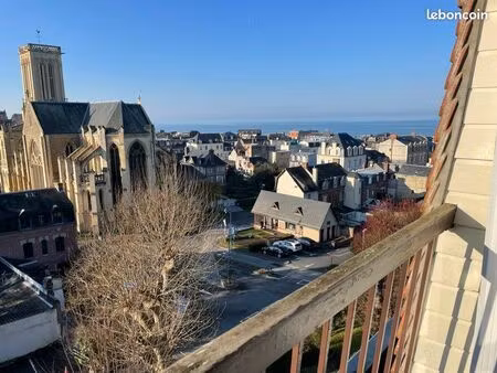 f2 de 38m2 (petite vue mer) en meublé