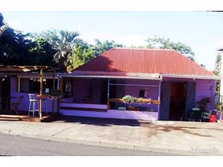 restaurant / snack familial à vendre – route de cilaos
