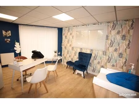 local commercial 50 m² plerin