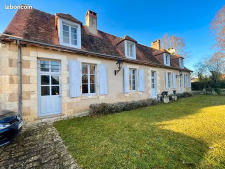 entre châteauroux et issoudun belle longère