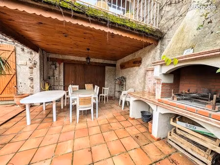 maison de ville 5 pièces 280 m²