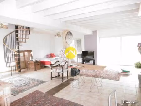 maison 3 pièces 126 m²