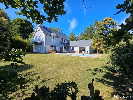 maison d’architecte avec piscine à plouer sur rance