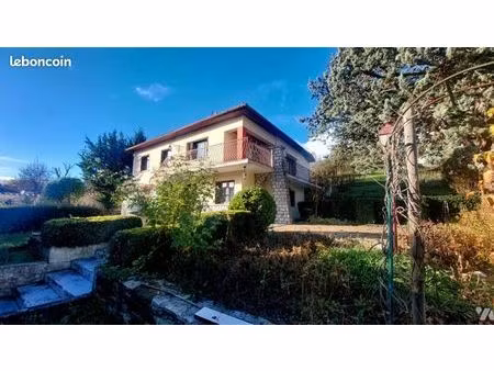 maison 7 pièces 170 m²
