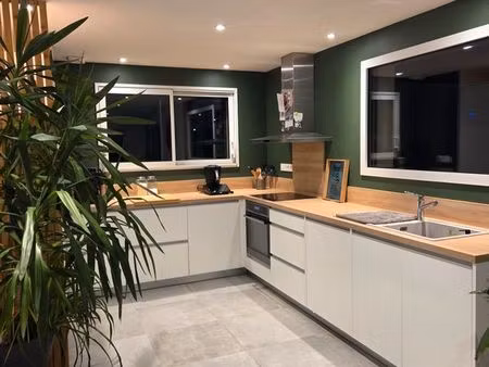 maison récente à louer – 90 m² avec garage et grande terrasse