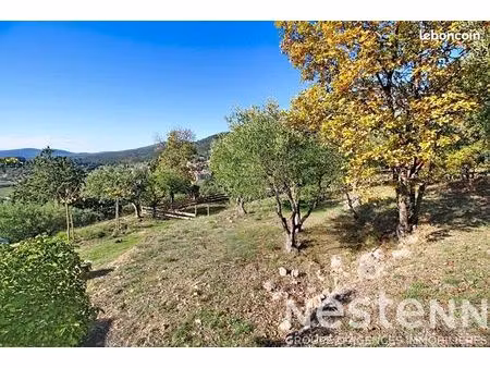 terrain 6 551 m² callas