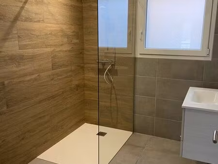 location appartement centre orchamps vennes